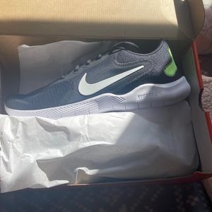 Nike flex experience run 9